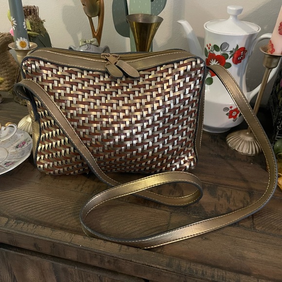 Warren Reed | Bags | Vintage Warren Reed Metallic Woven Crossbody Purse ...